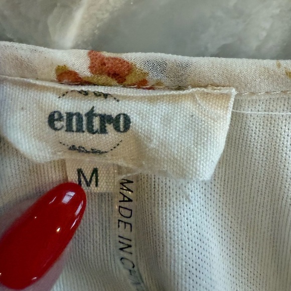 Entro Cream Floral Ruffled Blouse - Picture 4 of 5